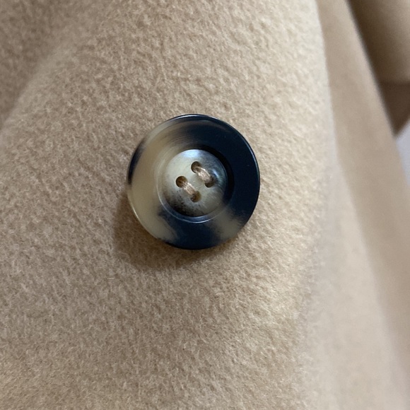Michael Kors 100% wool cape. OS - Picture 6 of 13